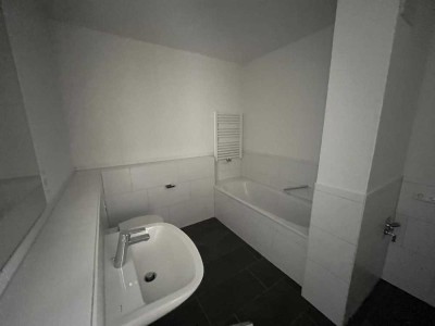 Großzügige 4-Zimmer Erdgeschosswohnung mit Gartenanteil im Zentrum von Heilbronn