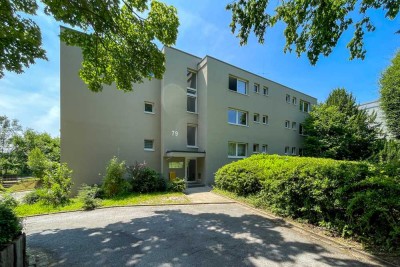 1 Zimmer – ruhige Lage – Balkon