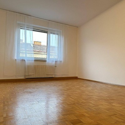 ***NEUE Charmante 2-Zimmer-Wohnung in absoluter Ruhelage nahe Reumannplatz***