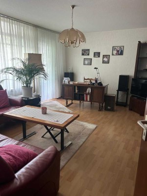 Eigentum statt Miete: 4-Zimmer-Wohnung ohne Maklergebühr!