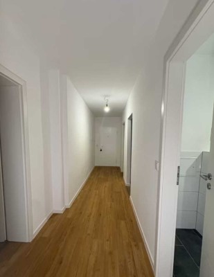 -Reserviert- Schöne, komplett kernsanierte 2,5-Zimmer Wohnung - Erstbezug