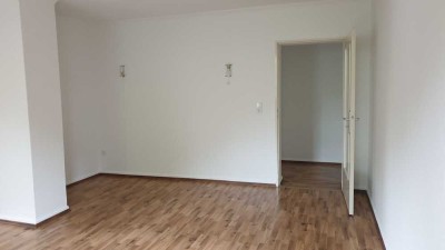 3 Zimmerwohnung mit Einbauküche und Tageslichtbad