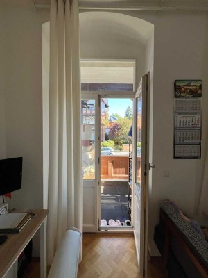 Ruhige 1-Zimmer-Wohnung mit Balkon