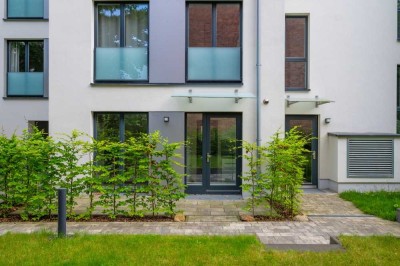 Neubau-Erstbezug: Möbilierte 1-Zimmer-Wohnung mit Terrasse in Bestlage Uhlenhorst