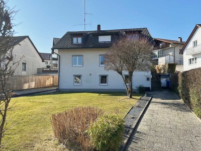 Reserviert! Deggendorf: Modernisiertes 3-Familienhaus  m. herrlich angelegtem Garten Nh. Schulzentru