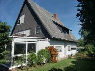 Einfamilienhaus mit großem Grundstück und großzügiger Einliegerwohnung in Waldmohr
