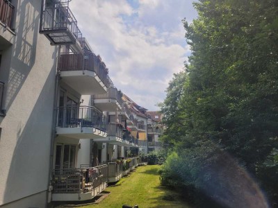 Markkleeberg- ruhige 2-Zi-Wohnung, Balkon,  Stellplatz in Traumlage unweit des Markkleeberger Sees