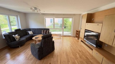 Großzügige 3 Zi-Whng mit Terrasse und Gärtchen