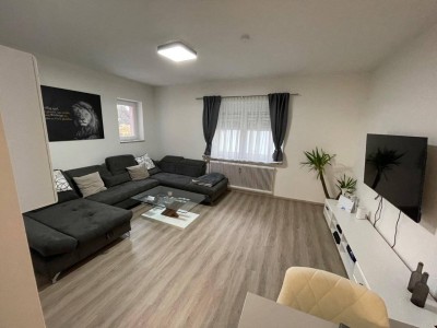 *PROVISIONSFREI* modernisierte Wohnung mit Top Infrastruktur