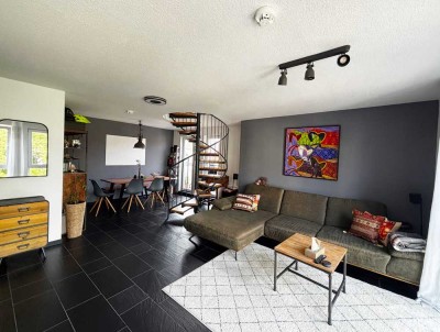 Geschmackvolle, moderne 3-Raum-Wohnung mit geh. Innenausstattung mit Balkon und EBK in Wiesbaden