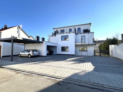 Erstbezug 4-Zimmer Wohnung im EG mit großem Garten 160m2