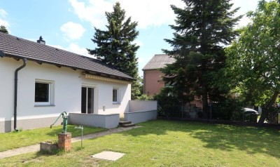 Das IMMOGIRL hat zugeschlagen!!! NEUER PREIS!!! D e u t s c h – W a g r a m! Revitalisierter kleiner Bungalow in Grünruhelage