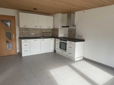 Attraktive 3,5-Zimmer-Erdgeschosswohnung mit Südterrasse und Garten in Waidhofen/Wangen