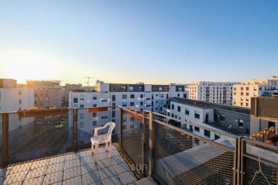 ***4-Zi.-Penthouse-Wohnung in ruhiger Wohnlage*** mit EBK, 3 Terrassen und Stpl., ideal für Familien