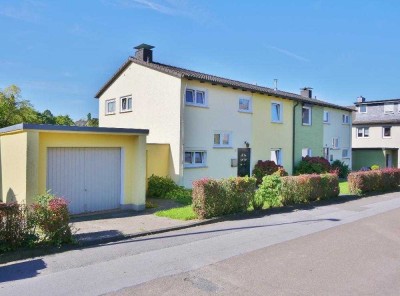 Kleine Ein-bis Zweifamilien Doppelhaushälfte auf großem Grundstück in ruhiger Lage von Haan-Gruiten
