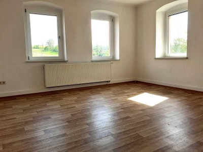 Viel Platz für große Familien!!  8R-Wohnung im Zentrum von Kohren-Salis 215 qm