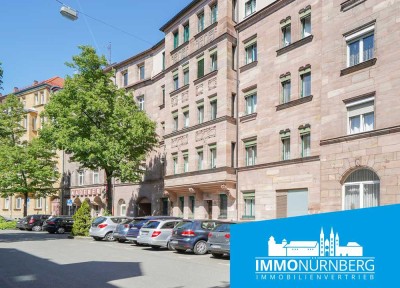 Charakter trifft Möglichkeiten: Altbau-Wohnung in St. Peter