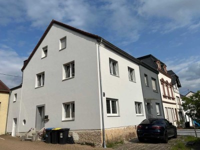 Modernisiertes Einfamilienhaus in zentraler Lage von Saarlouis-Lisdorf