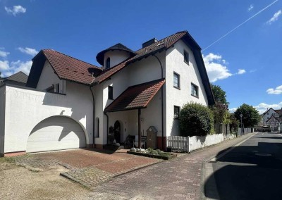 Zauberhafte Stadtvilla mit gehobener Innenausstattung in Bruchköbel Stadt