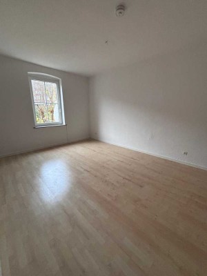 4-Raumwohnung mit tollem, geräumigen Raumschnitt in beliebter Wohngegend