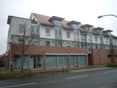 Stilvolle, neuwertige 3-Zimmer-Wohnung mit Balkon und Einbauküche in Wolfsburg