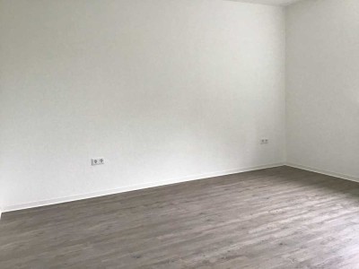 Geräumige 4-Zimmer-Wohnung mit Balkon