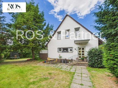 Wohnen mit Weitblick – Stilvolles Einfamilienhaus auf teilbarem Grundstück in Ronnenberg / Holtensen