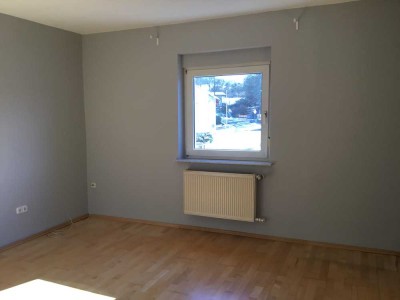 3-Zimmer-Wohnung mit Einbauküche, Stellplatz und Keller in Sulzbach-Soden