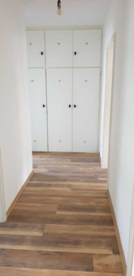 2-ZKB mit großem Südbalkon zu vermieten