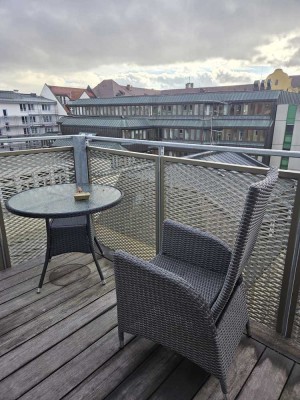 Altbau Zwei Zimmer Wohnung