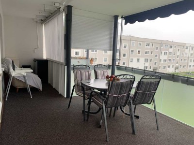 ++ Helle 4- Zimmer Wohnung mit großzügigem Balkon ++