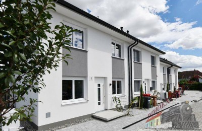 Sommeraktion TOP Reihenhaus in Fischamend mit Dachausbau, Betonkernkühlung, Photovoltaikanlage und Einbauküche im Wert von 15.000,-- Euro für 435.000,-- Euro