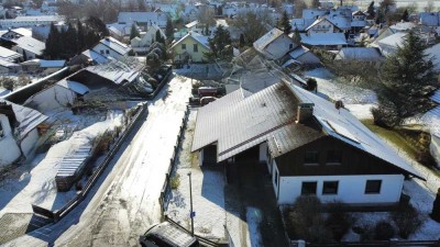 Renoviertes Zweifamilienhaus in ruhiger Lage