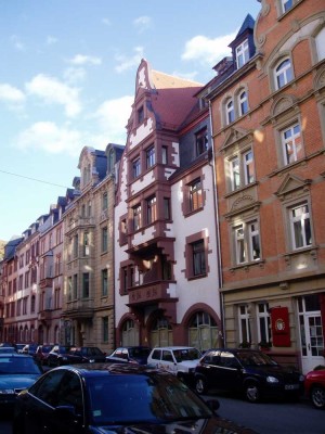 3-Zimmer Maisonette-Altbauwohnung