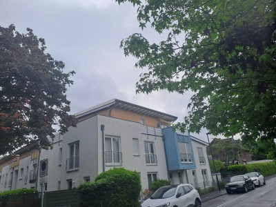Hürth Penthouse Top-Lage 1570 € - 125 m² / 3 Zimmer + 2 Bäder + Dachterrasse / Keller  + 2 TG-Plätze