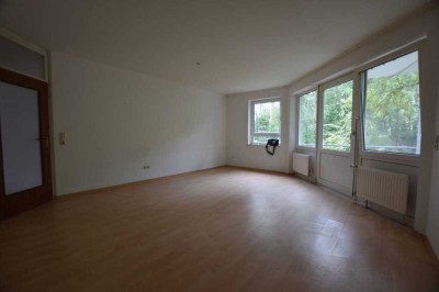 +++ Zum Einzug bereit! 3-Raumwohnung mit Dusche und Balkon +++