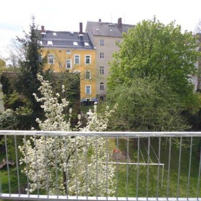 "Perle" im 1. OG mit Balkon