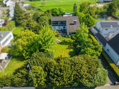 Anwesen für Selbstständige oder als XXL-Familiendomizil - 437 qm Wohnfläche möglich