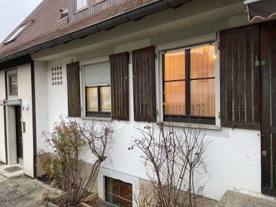 Sonnige 4 Zimmer-Wohnung mit Terrasse und Einbauküche in Schwäbisch Hall (Kreis)