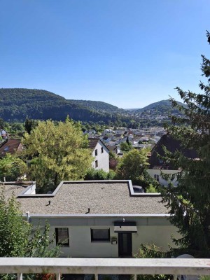 Attraktive 2 Zi-Wohnung mit Blick ins Neckartal
