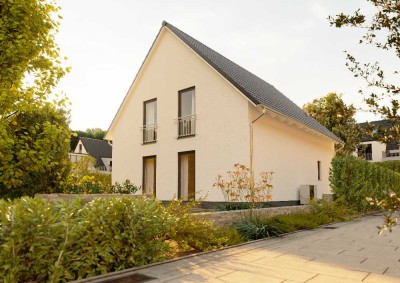 Sie lieben Sonne und viel Licht? Dann ist dies Ihr energiesparendes Town & Country Haus in Reinha...