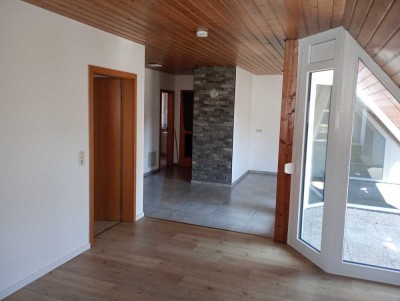 Attraktive 2,5 Zimmer Wohnung in Horb-Altheim mit viel Zusatzfläche