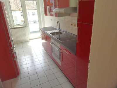 energetisch saniertes MFH, neuwertige 2-Zimmer-Wohnung  mit EBK,  Uninähe
