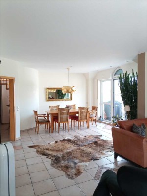 Lichtdurchflutete Maisonettewohnung im zentraler Lage von Vallendar