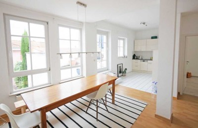 Gemütliche 2,5 Zimmerwohnung im Herzen von Wiesloch (Einbauküche, Tageslichtbad, gr. Balkon)
