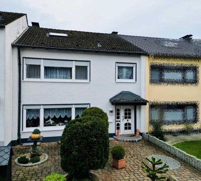 Großzügiges Reihenmittelhaus für Familien zum Wohlfühlen in Fröndenberg-Ardey