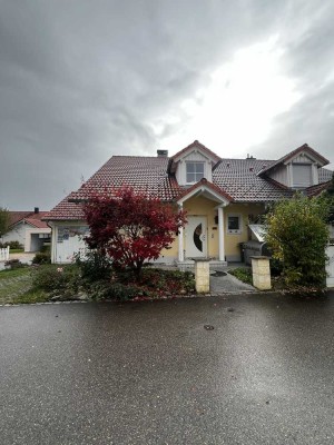 Familienfreundliches Doppelhaus in ruhiger Lage von Kempten – mit Einliegerwohnung