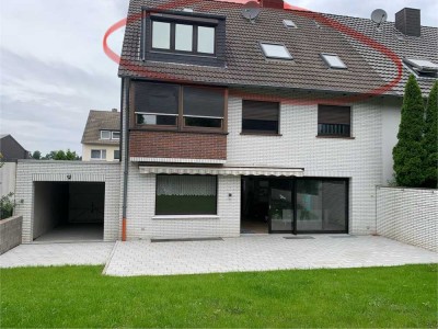 2,5-Zimmer-Dachgeschoss-Wohnung in Niederwenigern, Hattingen