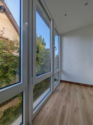 3,5-Zi-Wohnung LB-Eglosh., Wintergarten,Balkon, EBK