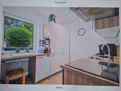 Exklusive, modernisierte 2,5-Zimmer-Hochparterre-Wohnung mit geh. Innenausstattung mit Balkon